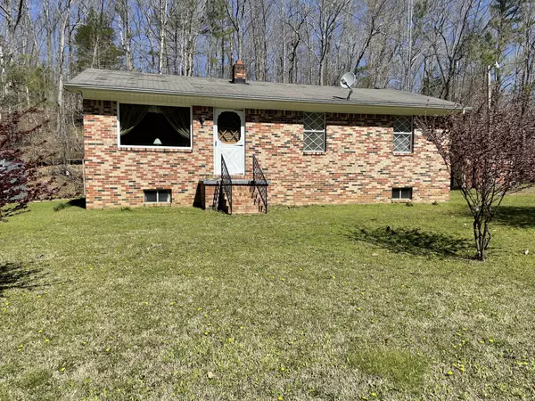 4495 New Hope Rd, Big Sandy, TN 38221