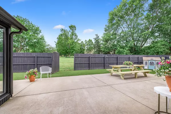 Brentwood, TN 37027,6101 Belle Rive Dr