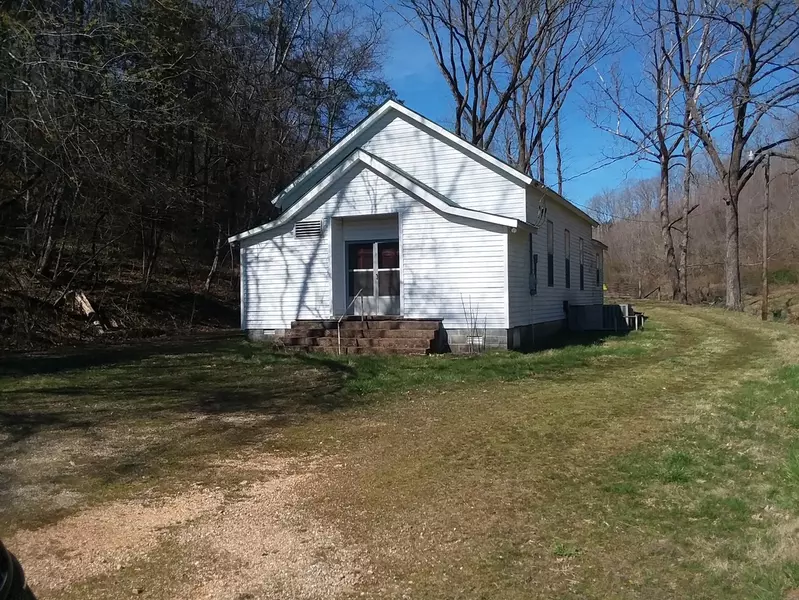 11771 Bold Springs Rd, Mc Ewen, TN 37101