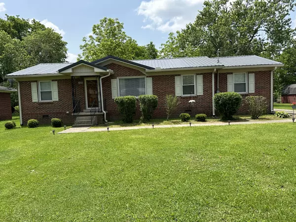 106 Enden Ave, Shelbyville, TN 37160