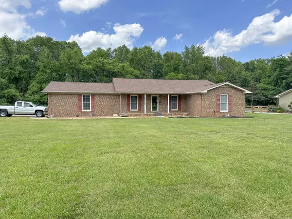 2352 Braxton Bragg Dr, Murfreesboro, TN 37129