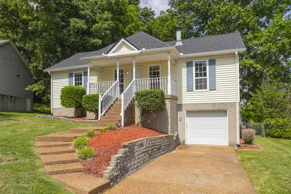 Hermitage, TN 37076,1609 Robards Way