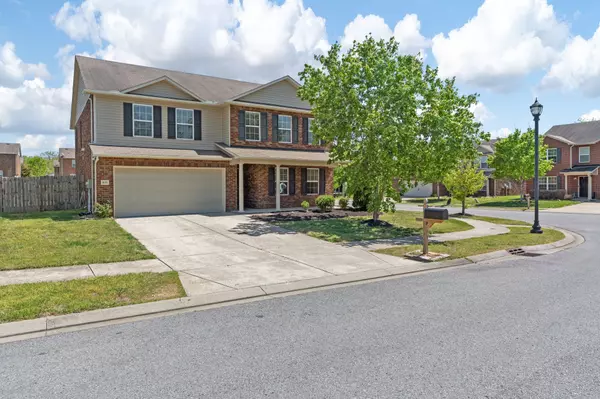 Hendersonville, TN 37075,1033 Harmony Ln