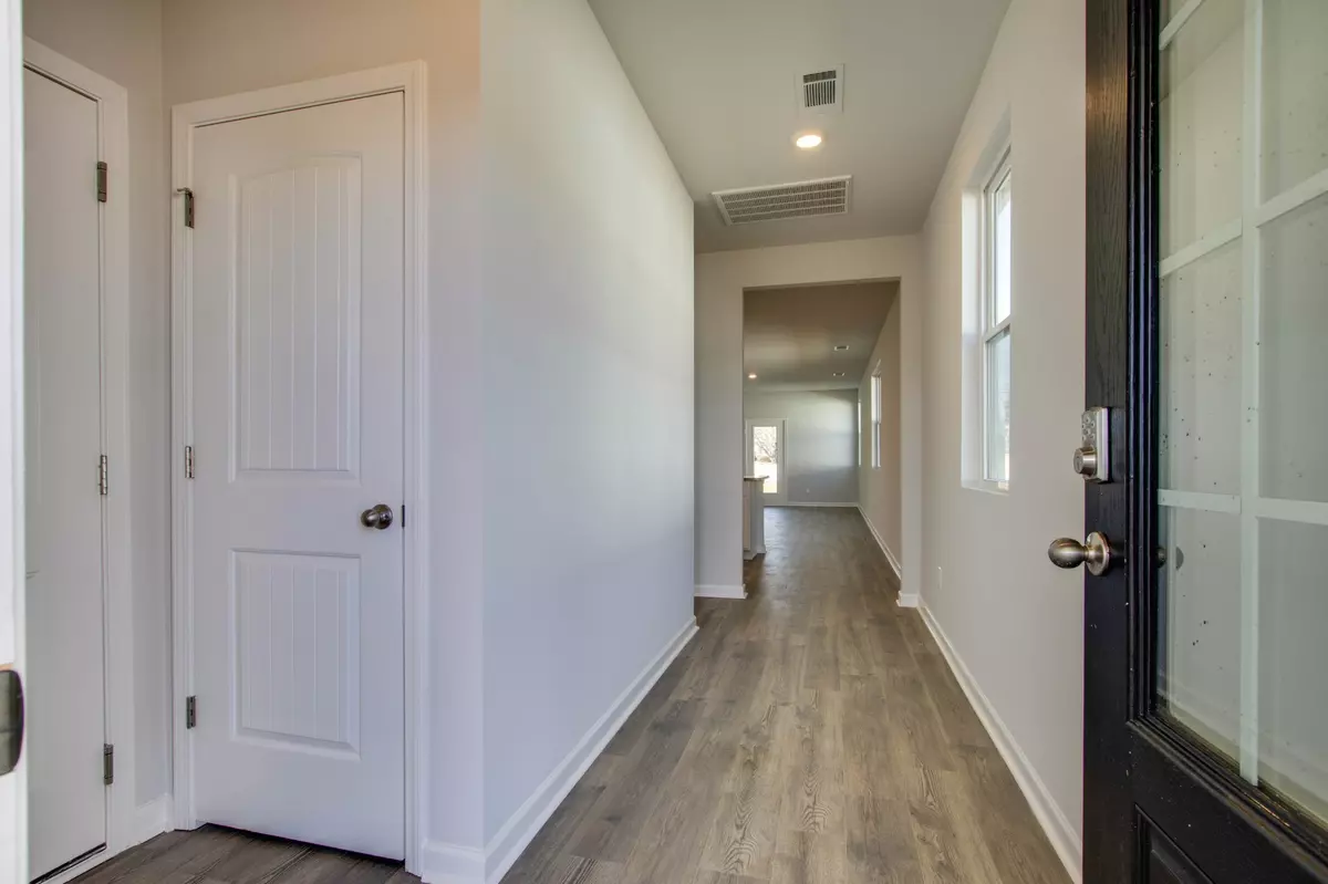 White House, TN 37188,5123 Espy Ave