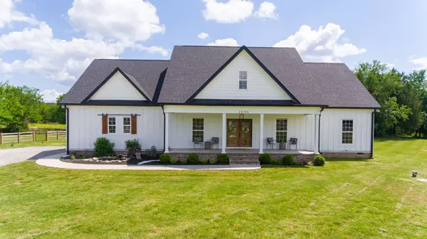 2046 Unionville Deason Rd, Bell Buckle, TN 37020