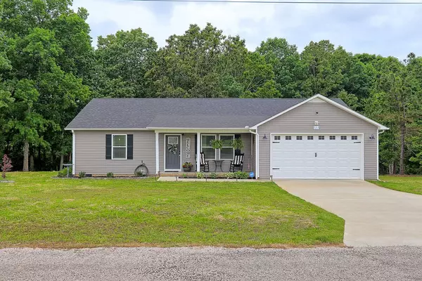 Hohenwald, TN 38462,111 Heritage Hls