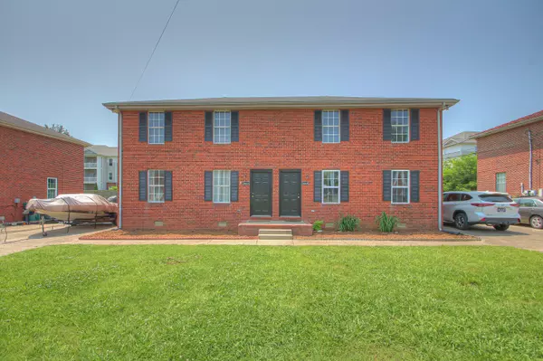 1686 Classic View Dr, Lebanon, TN 37087