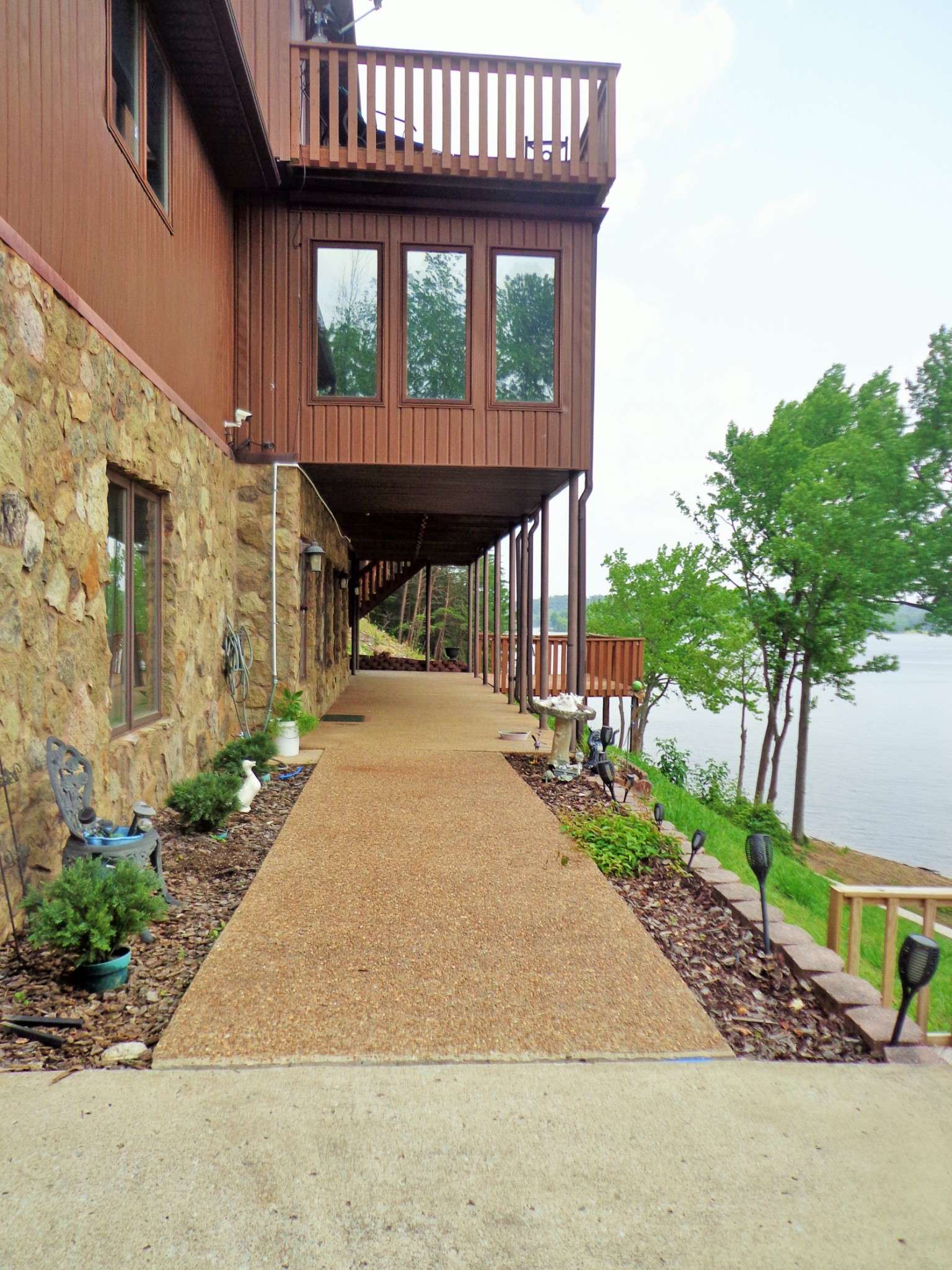 Waverly, TN 37185,1146 Lakefront Dr