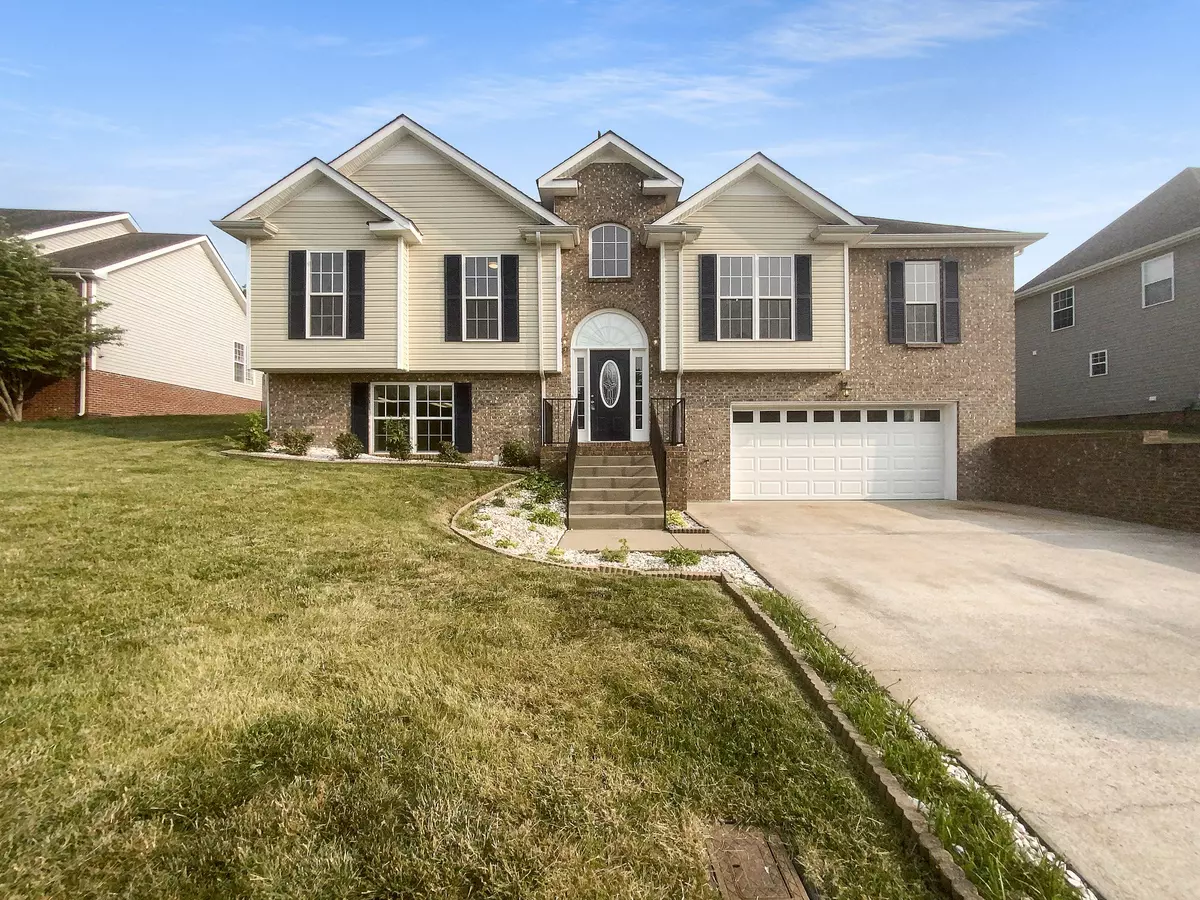 Clarksville, TN 37040,519 Winding Bluff Way