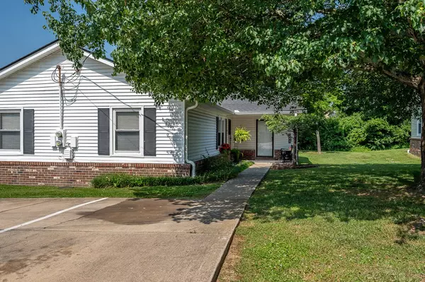 7207 Sheffield Sq, Nashville, TN 37221