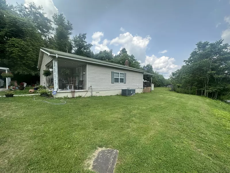 1179 Union B Rd, Monterey, TN 38574