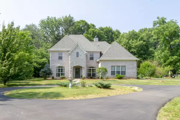 2869 Thompson Rd Murfreesboro, TN 37128