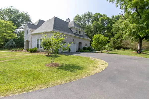 2869 Thompson Rd Murfreesboro, TN 37128