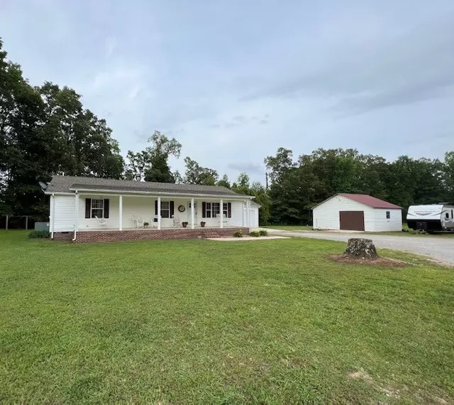 1436 Monroe Floyd Rd, Decherd, TN 37324