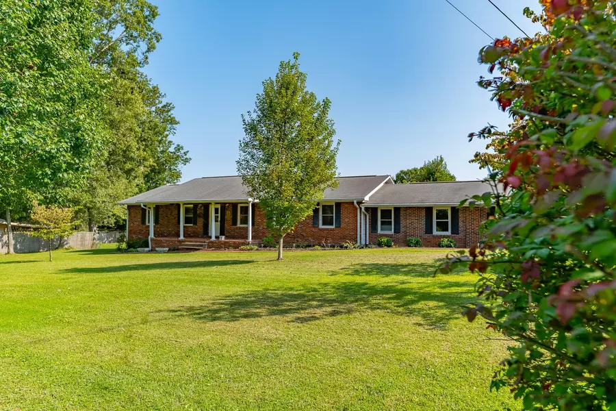 36 Laurel Lane, Crossville, TN 38555