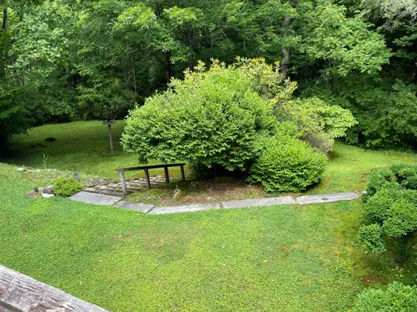 Roan Mountain, TN 37687,141 Laurel Highlands Rd