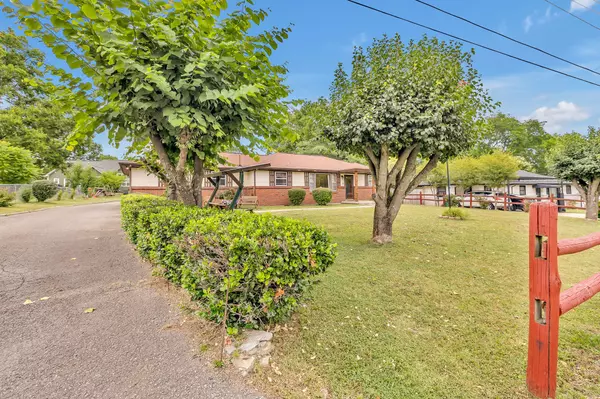 Hendersonville, TN 37075,124 Haven St