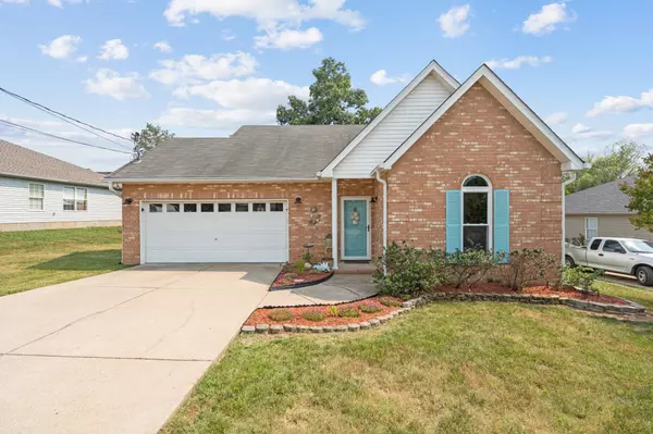 1817 Rory Cv, La Vergne, TN 37086