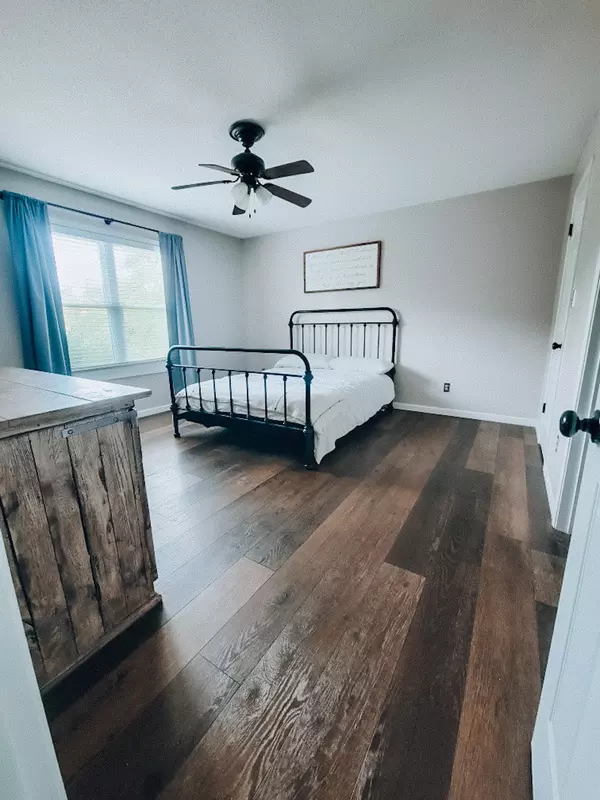 Woodlawn, TN 37191,3590 Moore Hollow Rd