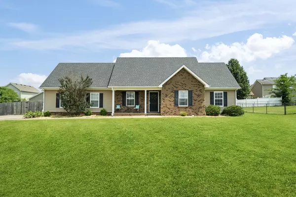 3422 Cornerstone Dr, Murfreesboro, TN 37128