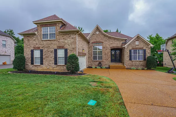 Hendersonville, TN 37075,128 N Shadowhaven Way