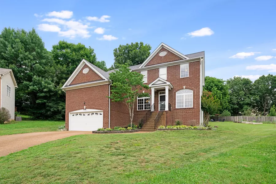 4012 Lenox Ct, Mount Juliet, TN 37122