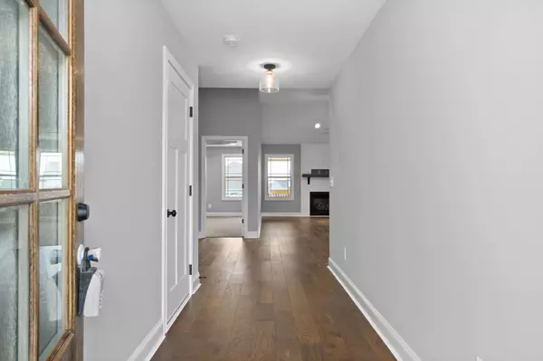 1312 Apple Blossom Rd Clarksville, TN 37042