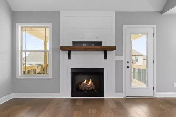 1312 Apple Blossom Rd Clarksville, TN 37042