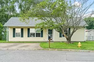 1140 Timothy Ave, Oak Grove, KY 42262