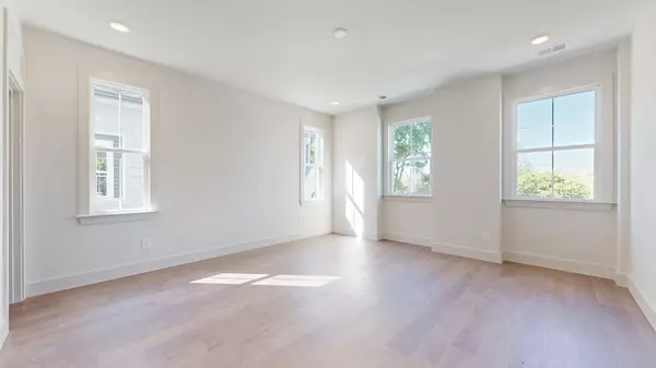 Nashville, TN 37209,5839 Leslie Ave