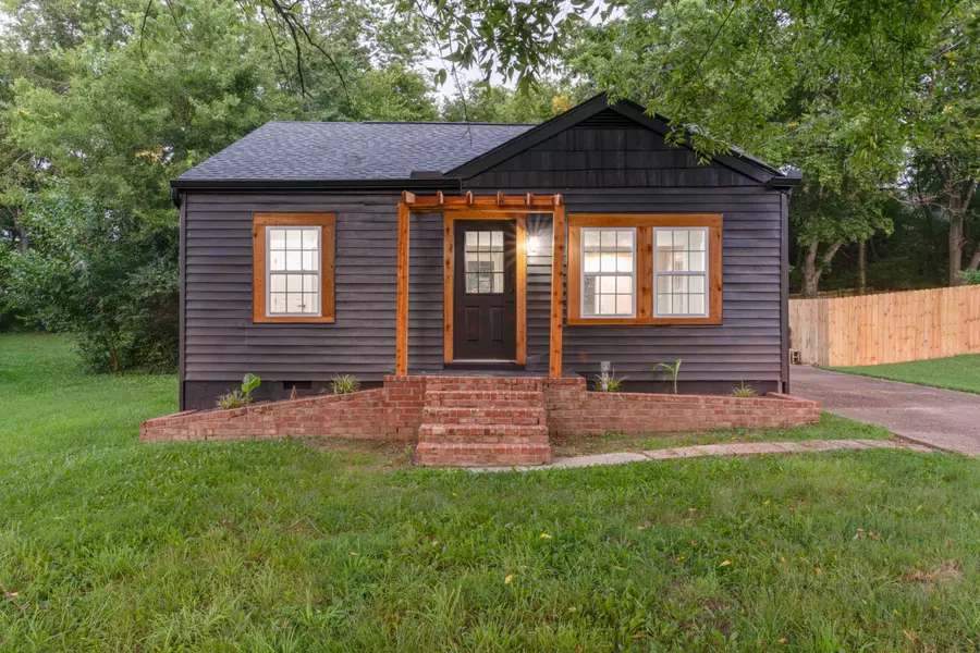 2015 Oakwood Ave, Nashville, TN 37207