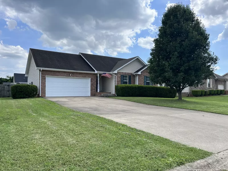 3254 Tabby Dr, Clarksville, TN 37042