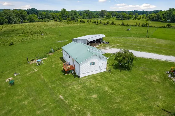 Smithville, TN 37166,516 Cecil Hale Rd