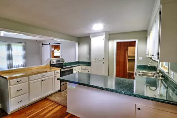 Erin, TN 37061,440 Arlington St