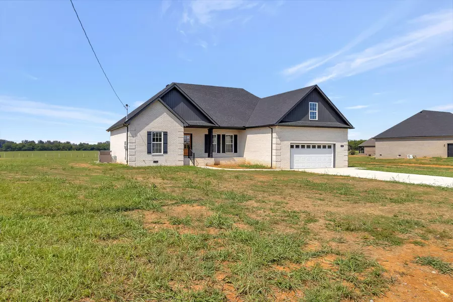 93 Honeybee Dr, Unionville, TN 37180