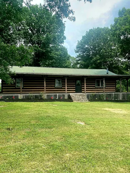 695 Brummitt Rd, Castalian Springs, TN 37031