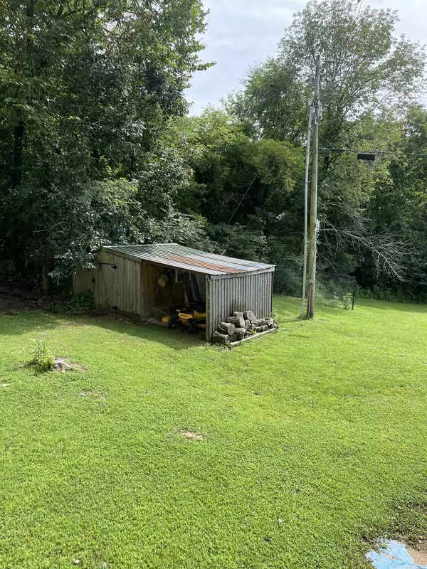 Gordonsville, TN 38563,24 Tribble Ln