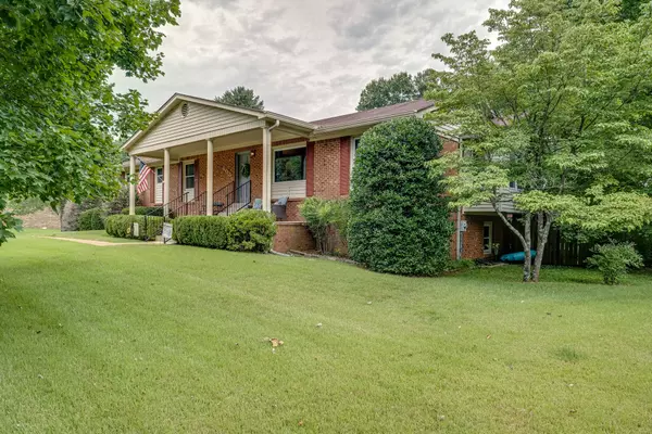 Columbia, TN 38401,603 Edenburg Dr