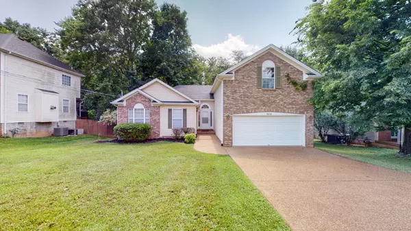 1414 Hilltop Dr, Mount Juliet, TN 37122