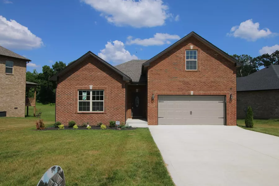 72 The Oaks, Clarksville, TN 37043