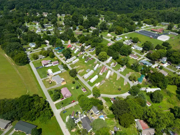 200 Shasteen St, Estill Springs, TN 37330