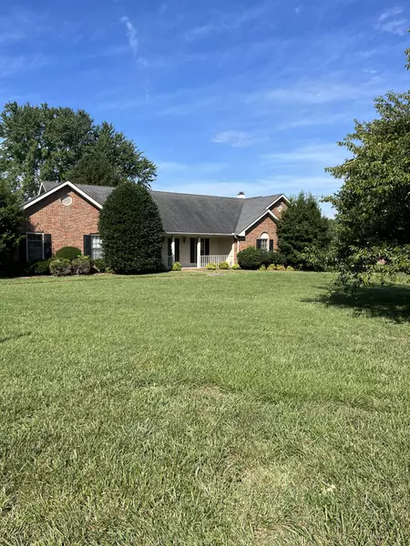 200 Longwood Ln, Clarksville, TN 37043