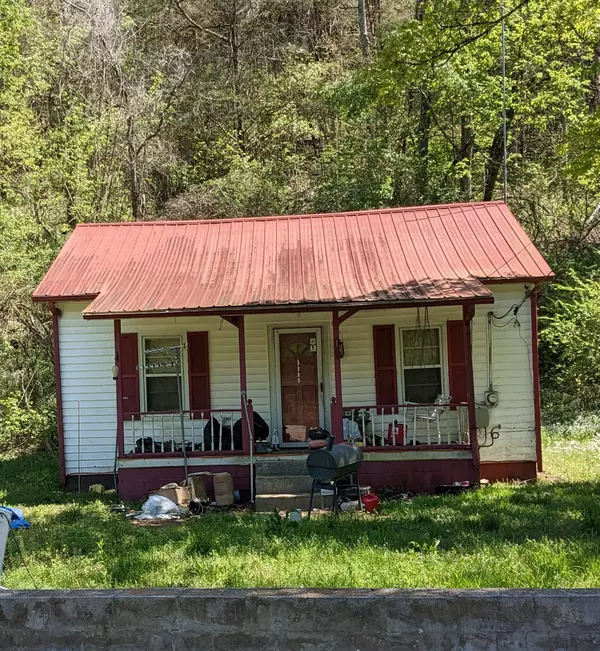 862 Pleasant Shade Hwy, Pleasant Shade, TN 37145