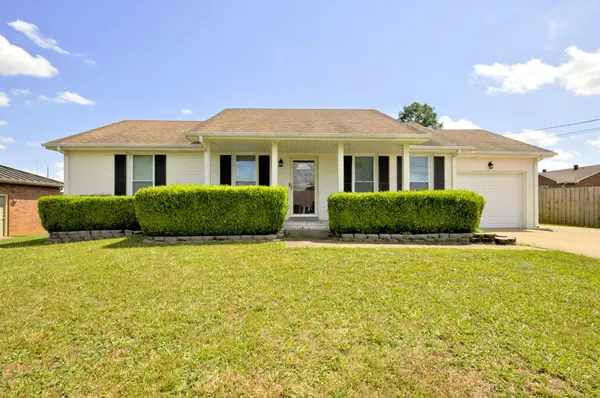 1002 Monica Dr, Clarksville, TN 37042