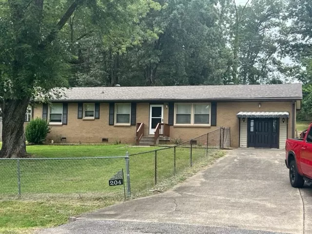 204 Yorktown Rd, Clarksville, TN 37042