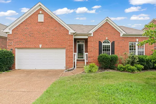205 Cobblestone Lndg, Mount Juliet, TN 37122