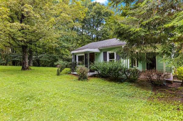 2908 Claylick Rd,  Whites Creek,  TN 37189