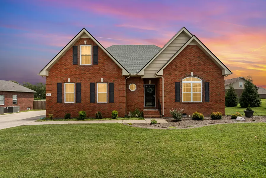 523 Agate Dr, Murfreesboro, TN 37128