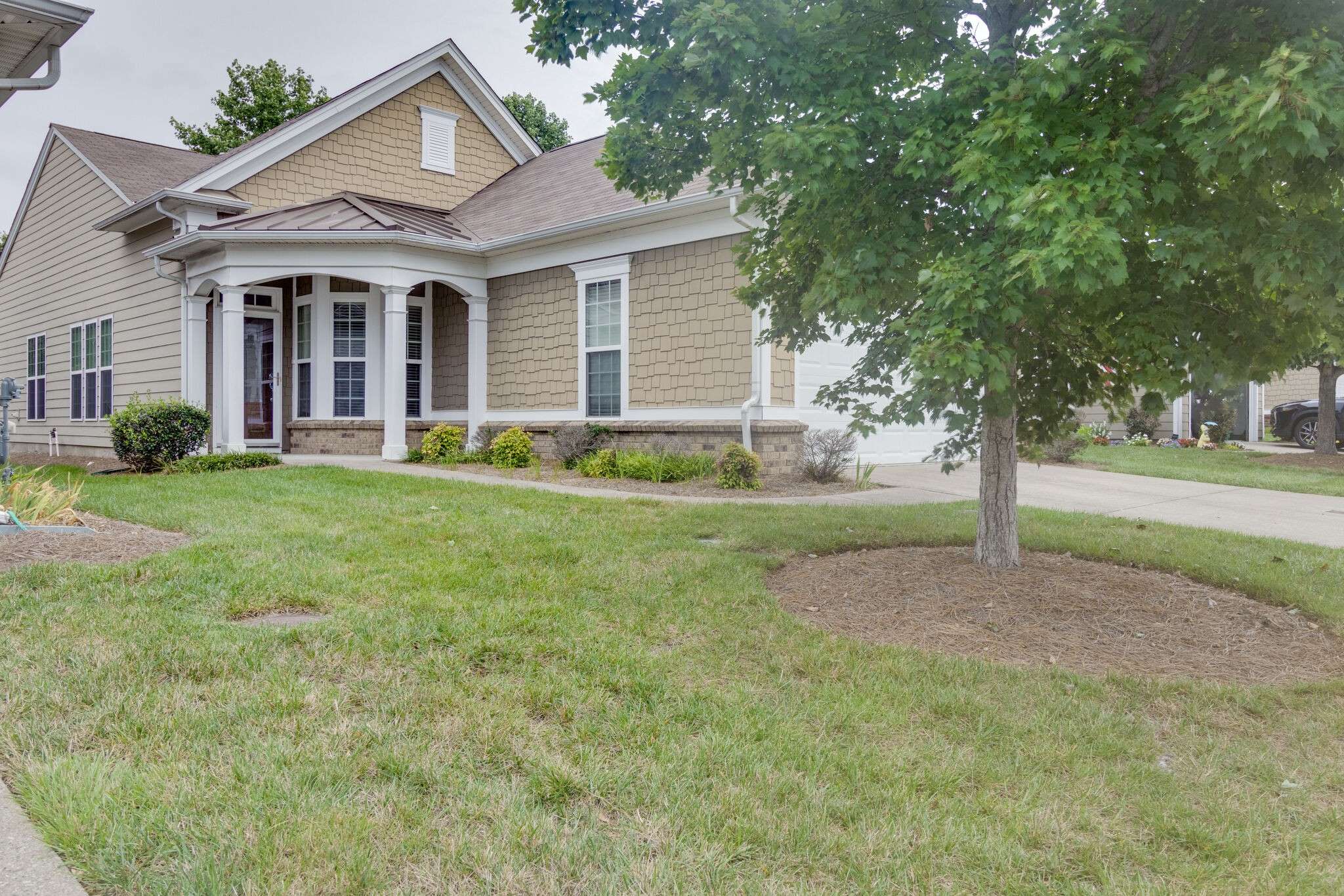 220 Old Towne Dr, Mount Juliet, TN 37122