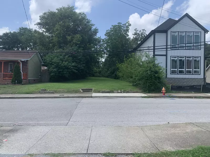 604 26th Ave #N, Nashville, TN 37209